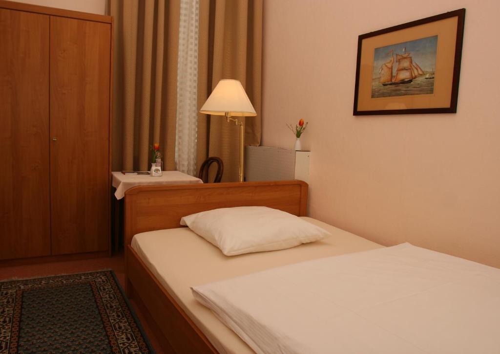 Hotel Pension Fasanenhaus Berlin Luaran gambar