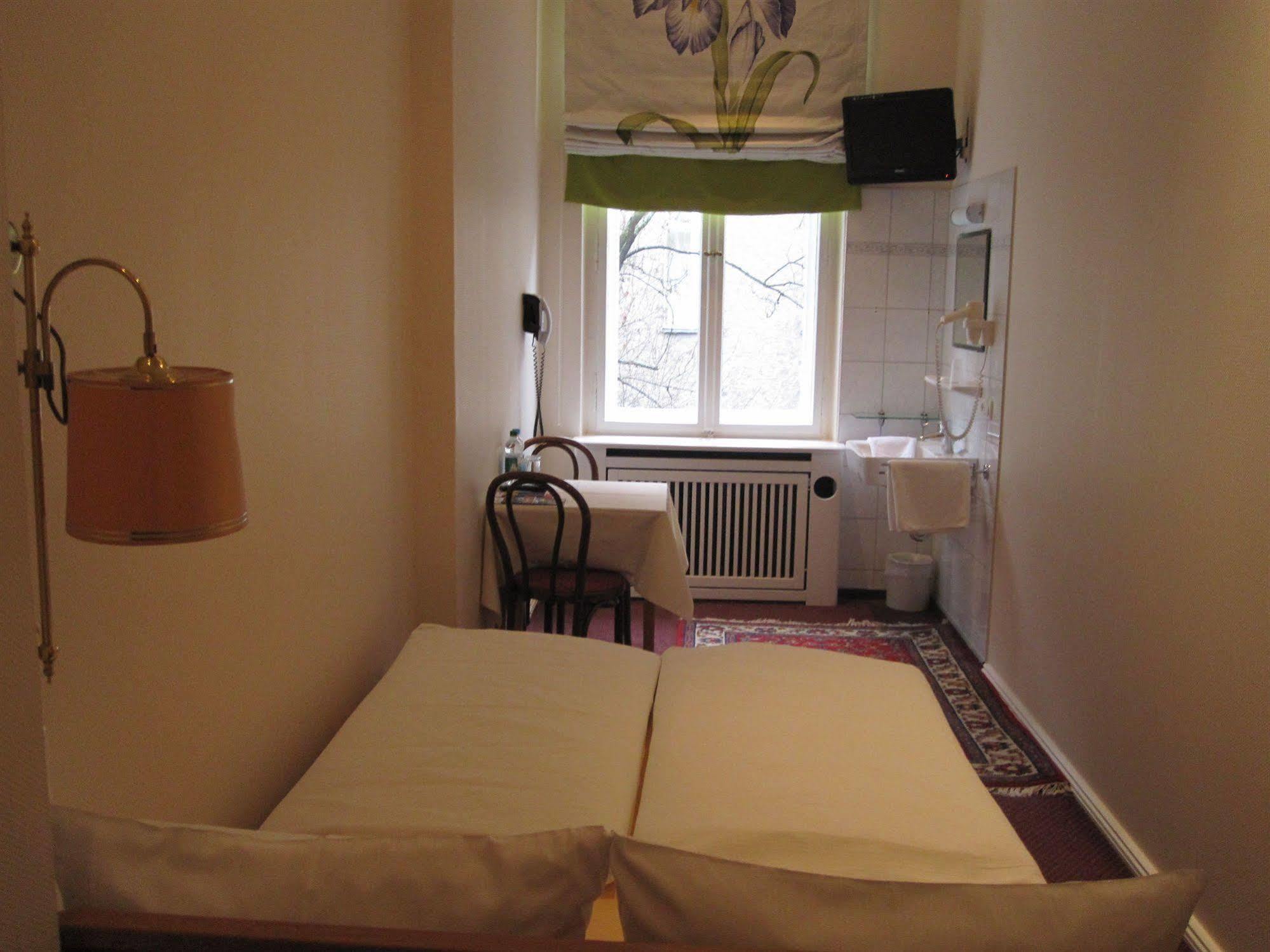 Hotel Pension Fasanenhaus Berlin Luaran gambar