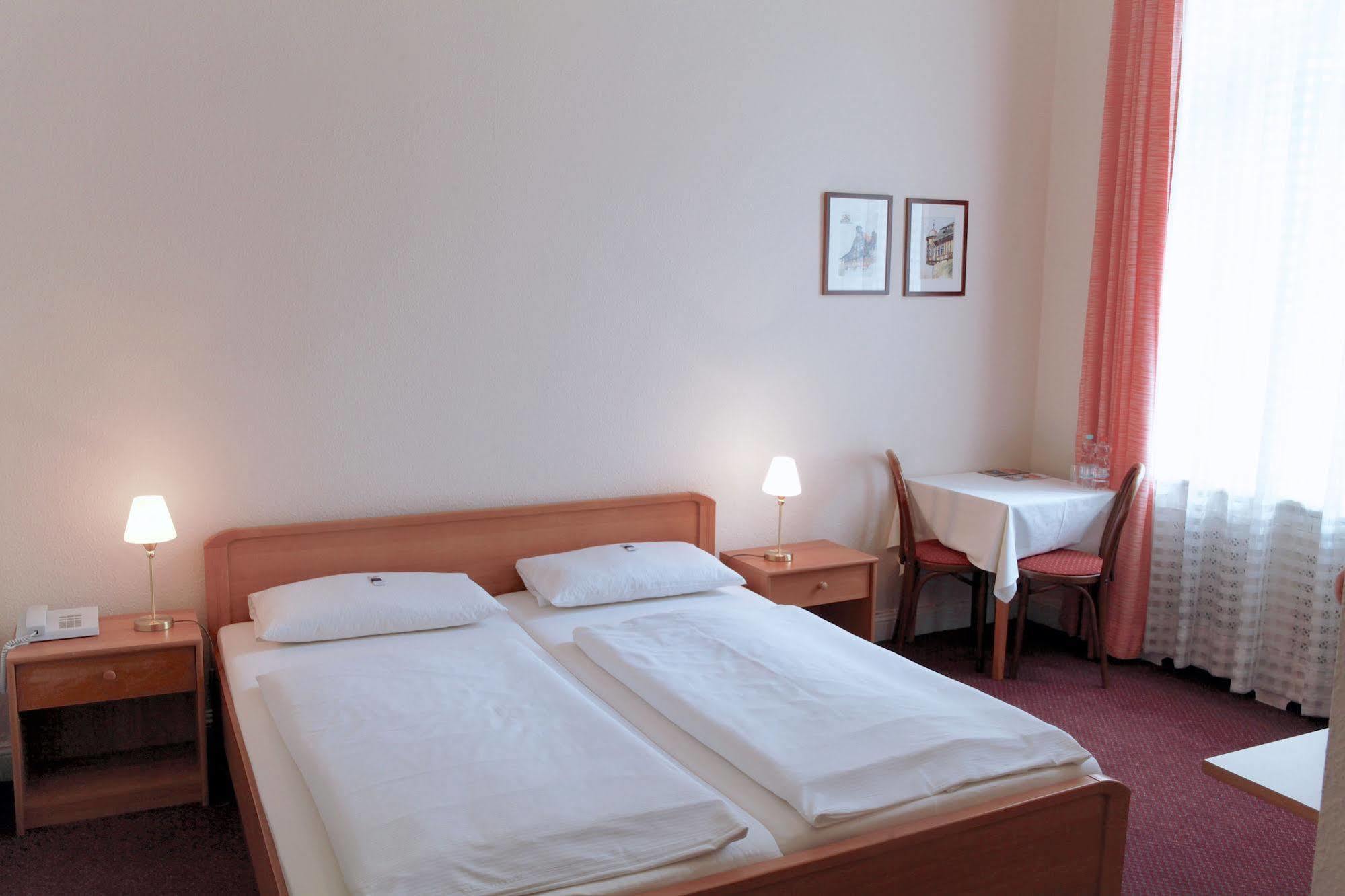 Hotel Pension Fasanenhaus Berlin Luaran gambar